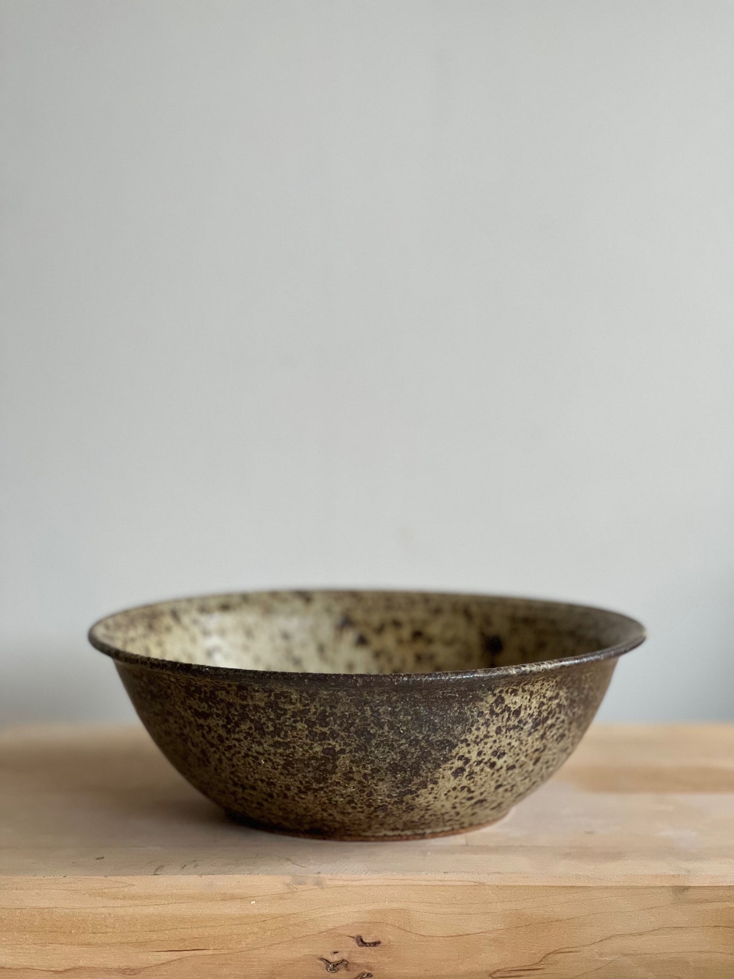 Serving Bowl- Speckly Acorn