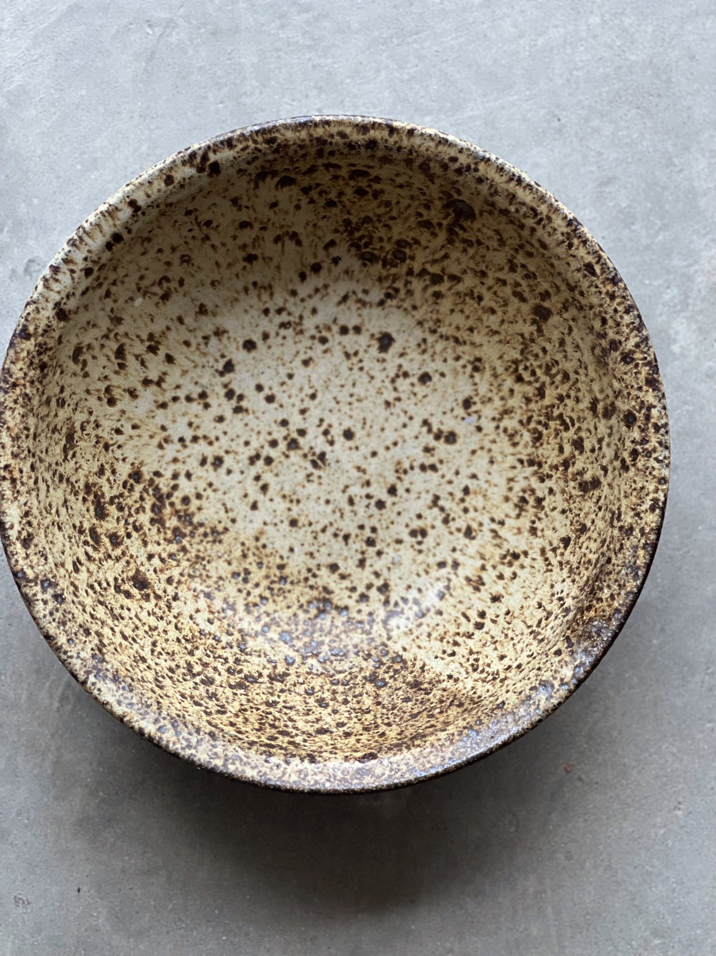 Serving Bowl- Speckly Acorn